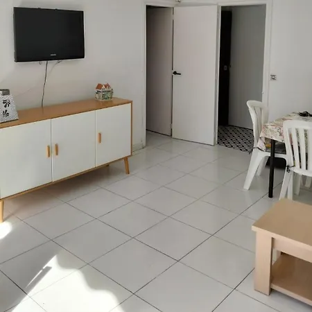 Versalles - Zand Properties Апартаменты Бенидорм